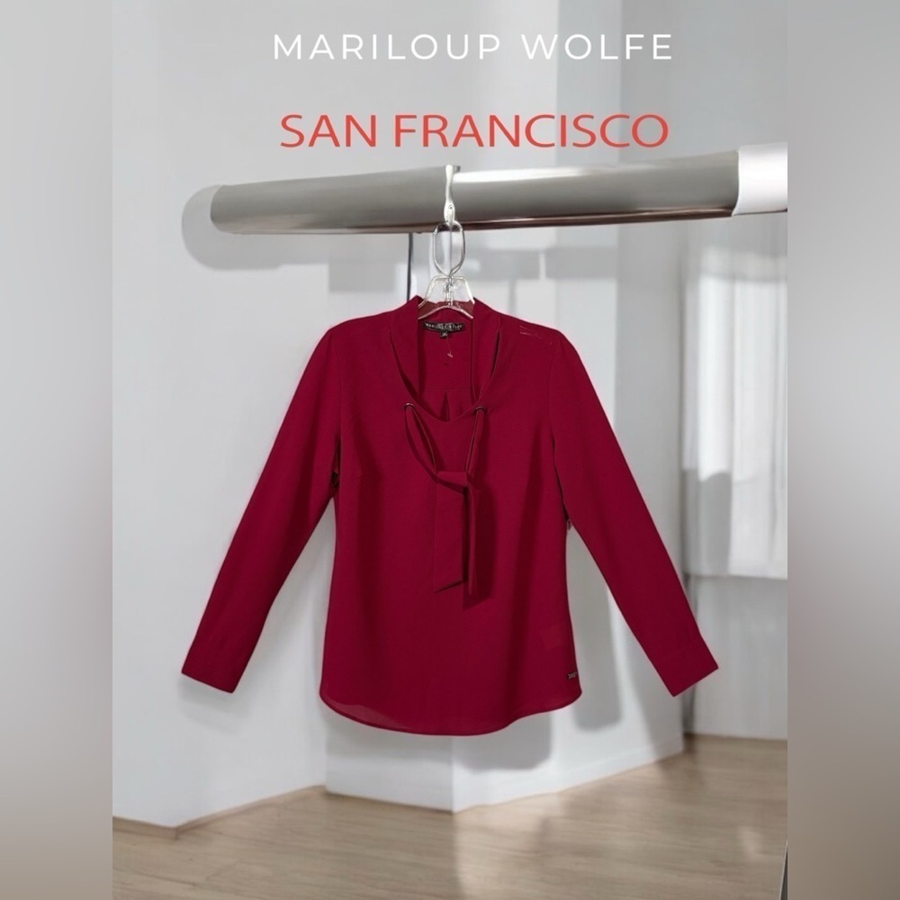 NWOT, Mariloup Wolfe by San Francisco, Red Tie-Neck Blouse, Small